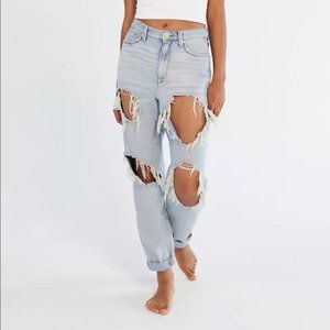 Urban Outfitters BDG High-Waisted Mom Jean Size 27